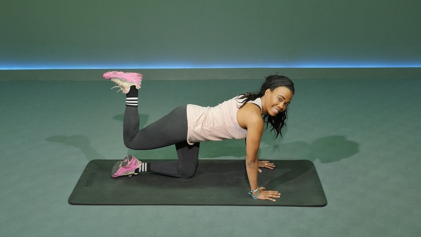 5 Min Core & Lower Body Flow #22